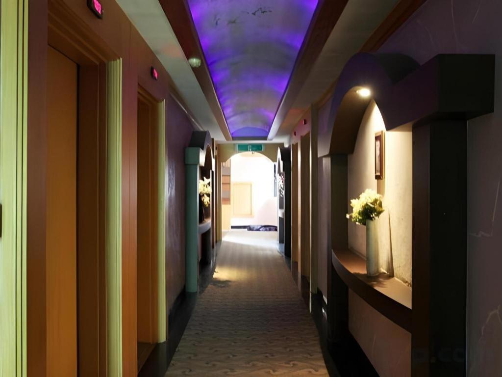 Valentine Hotel Коян Экстерьер фото